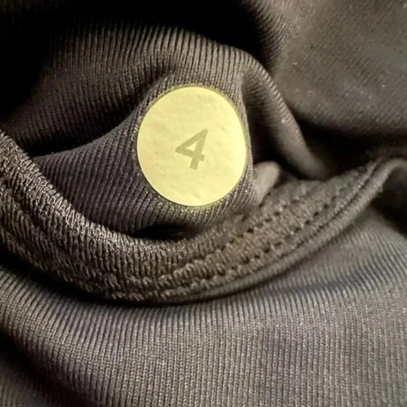 Lululemon Athletica cropped leggings size 4 - Picture 8 of 8